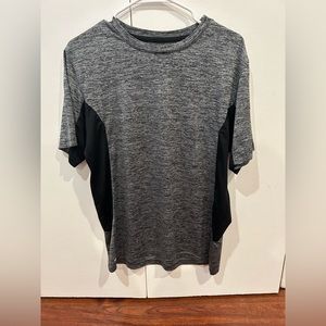Men’s athletic top